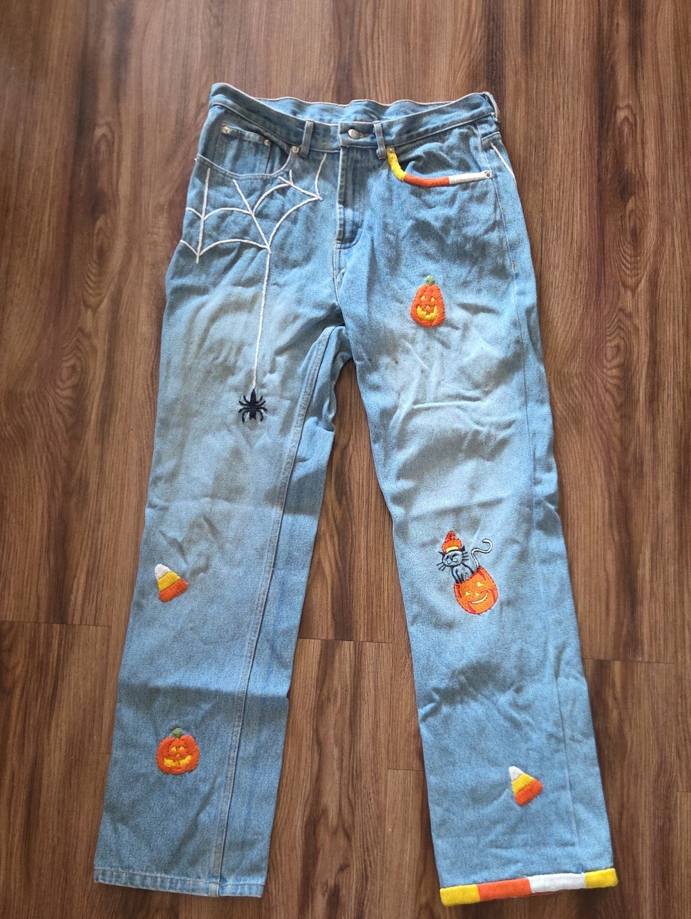 Vintage Women's Halloween Embroidered Jeans So Cute!